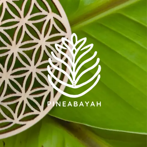 Fleur de Vie sur feuilles vertes pour produits énergétiques – rituel d’activation énergétique Pineabayah