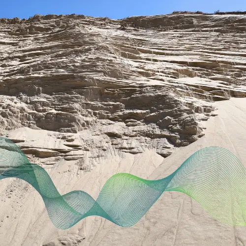 Sonothérapie – Ancrage vibratoire Vagues vibratoires superposées à une texture de terre, illustrant l’ancrage et l’harmonisation énergétique en sonothérapie.